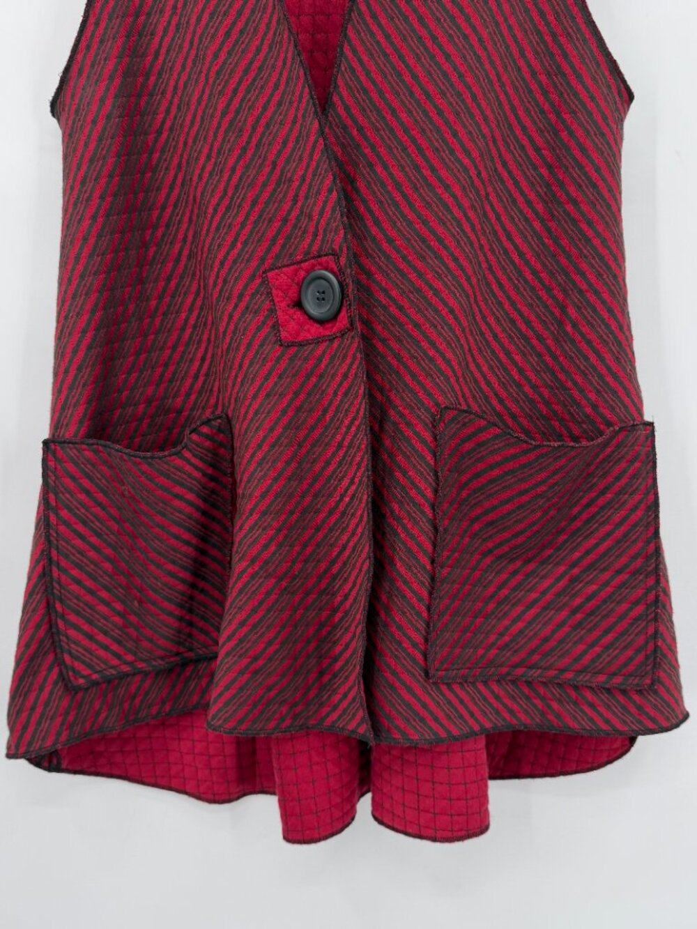 Habitat Red Black Striped Artsy Swing Vest Jacket Pockets Size Small - Picture 4 of 12